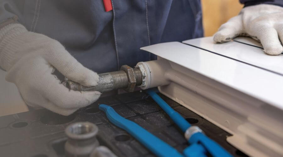 Expert burst pipe repair services in Sugar Grove, VA